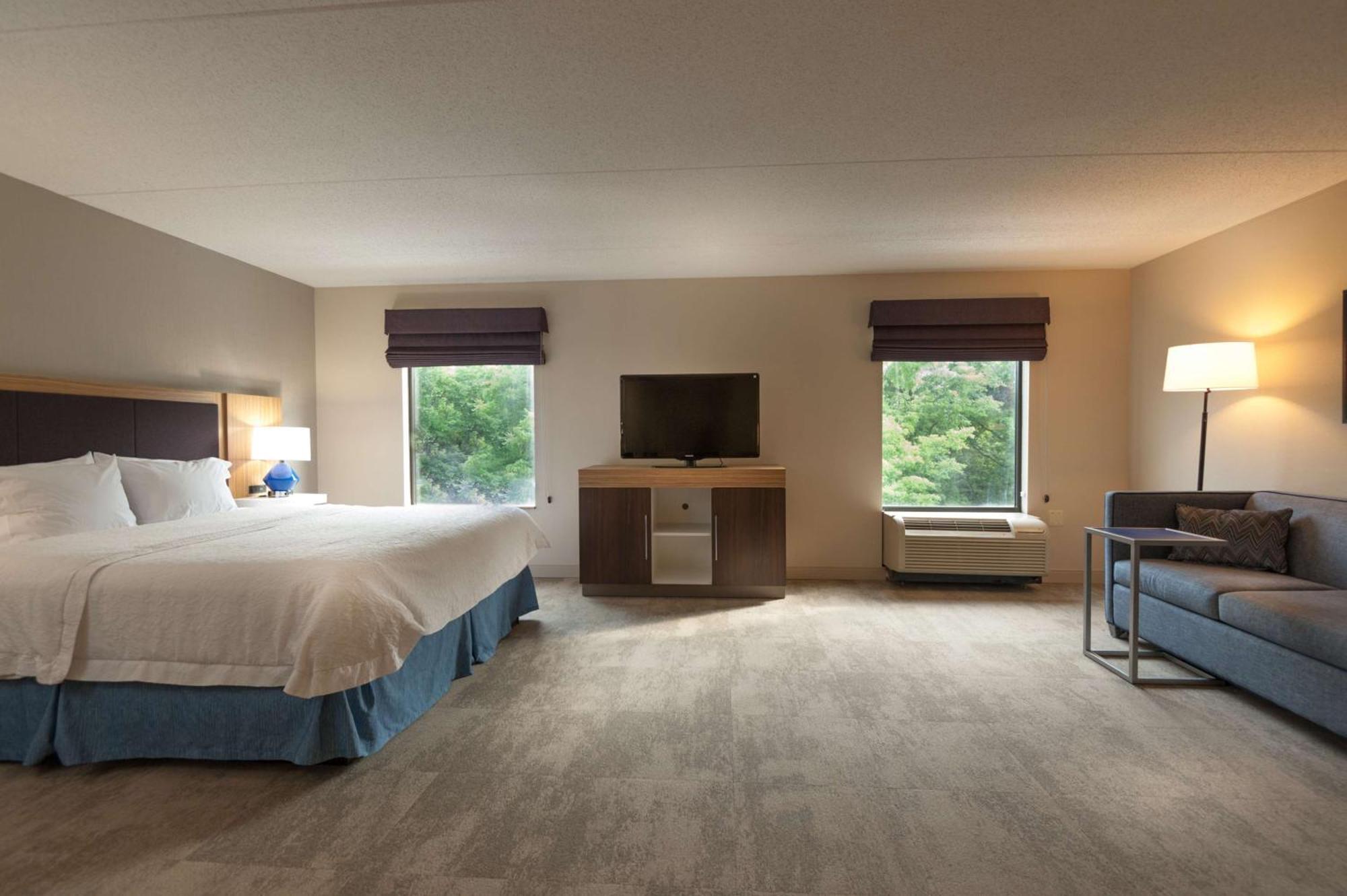 Hampton Inn Doylestown Warrington Bagian luar foto